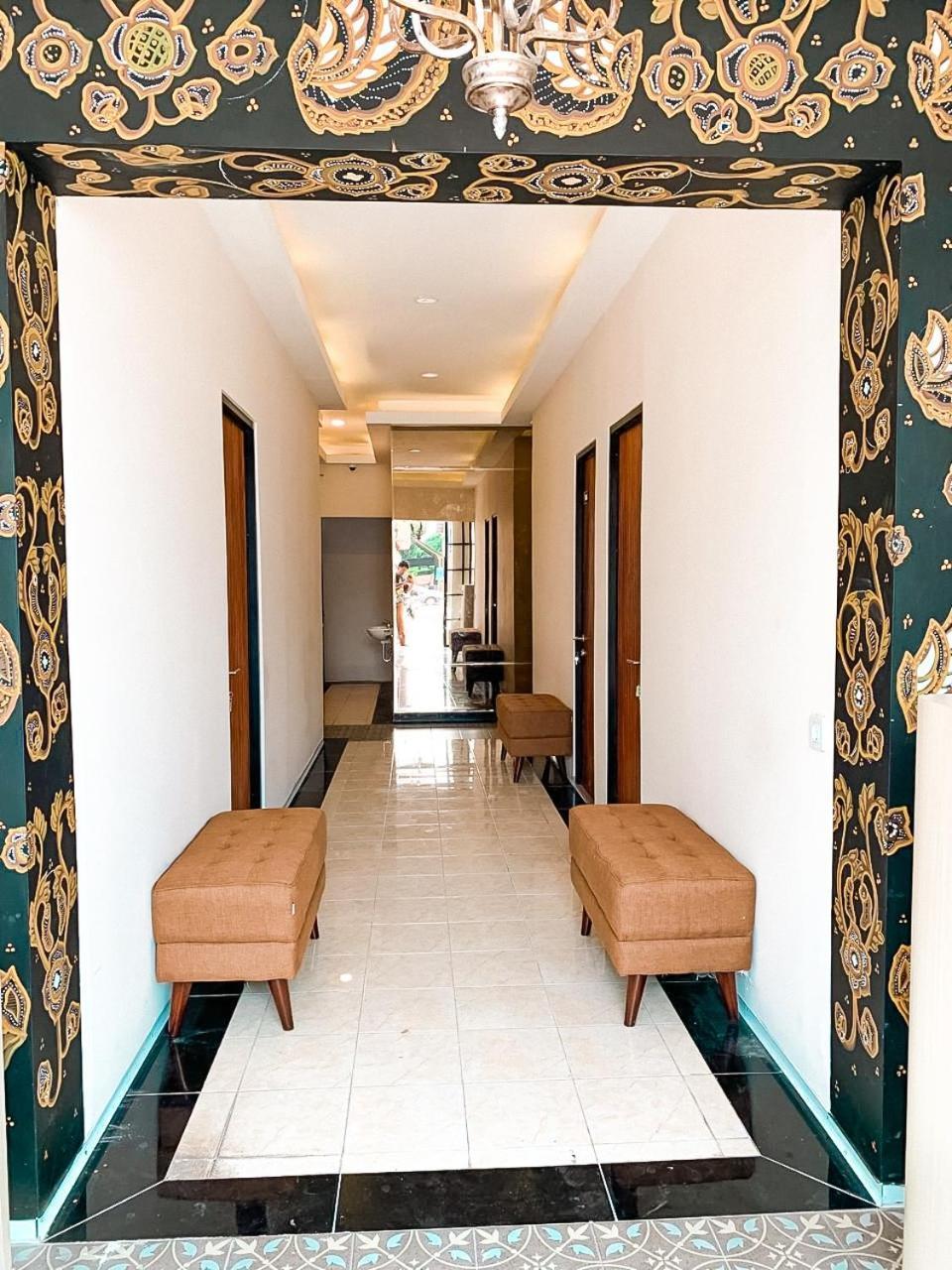 Kartiko Palagan Eksklusif Yogyakarta Hotel Kejayan Exterior photo