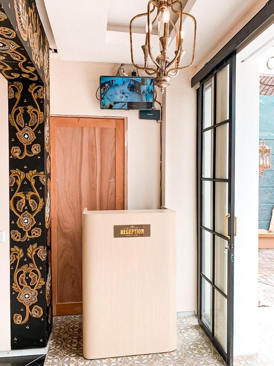 Kartiko Palagan Eksklusif Yogyakarta Hotel Kejayan Exterior photo