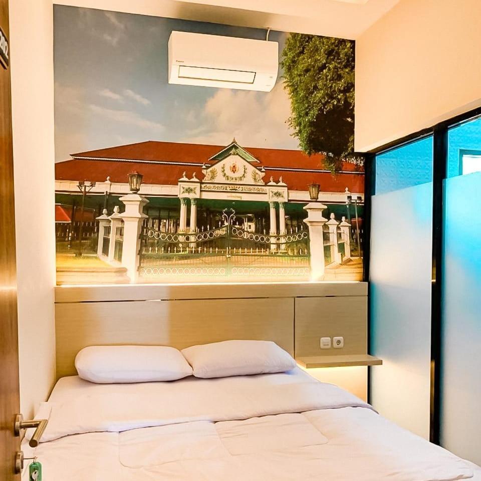 Kartiko Palagan Eksklusif Yogyakarta Hotel Kejayan Exterior photo